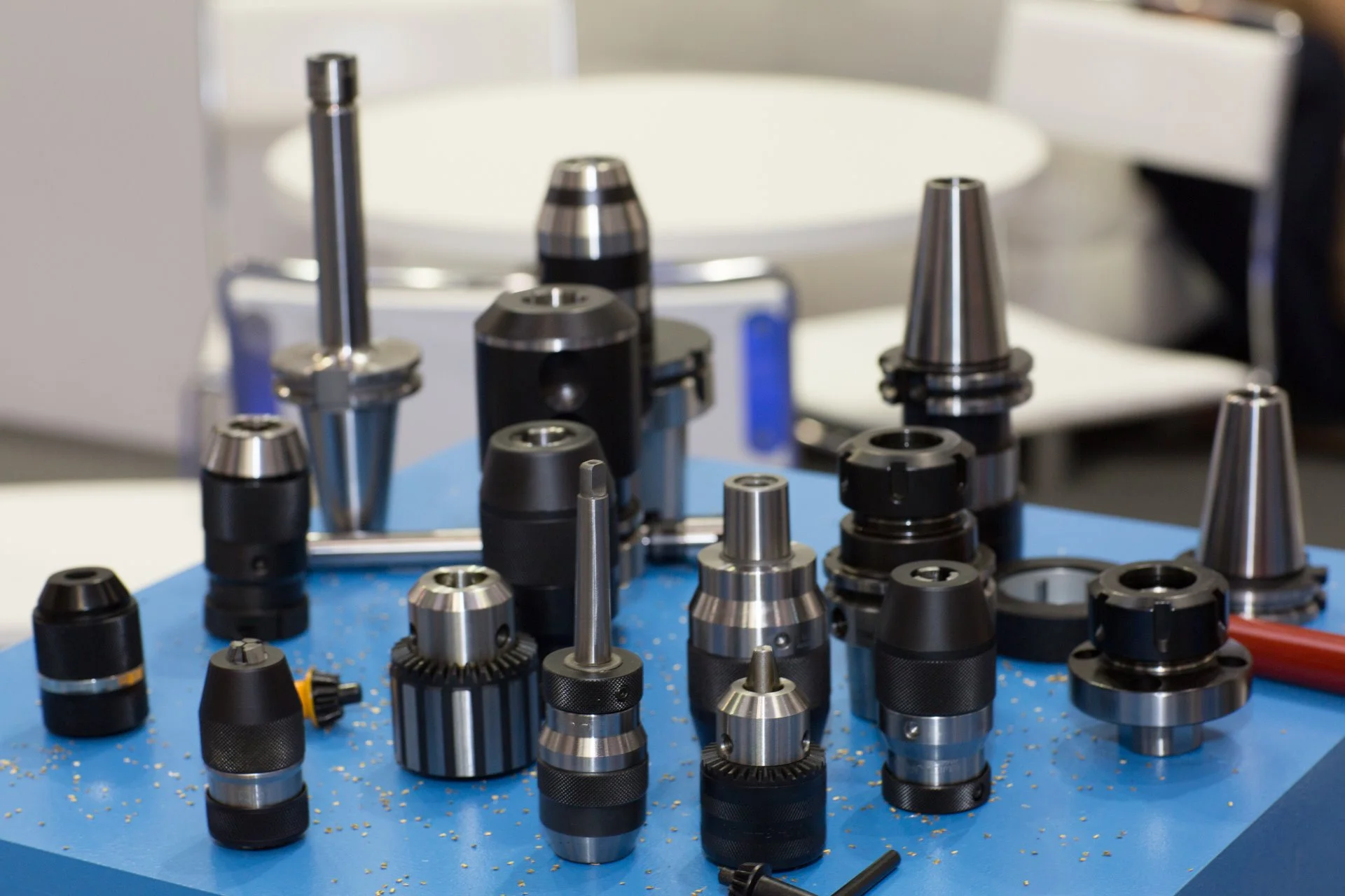 مصنع المعدات التكنولوجية لآلات CNC وآلات الخراطة الآلية